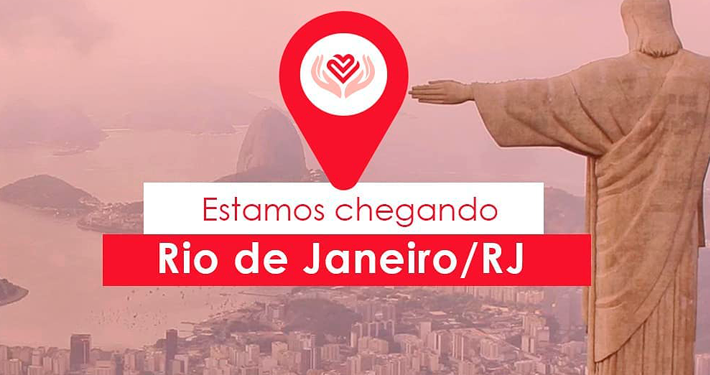 Imagem do Cristo Redentor à direita e texto "estamos chegando Rio de Janeiro" ao centro
